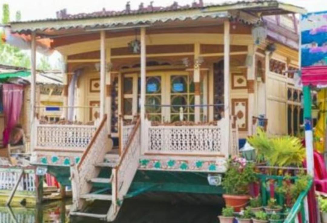 New Minar Group Of Houseboats Hotel Srīnagar Buitenkant foto