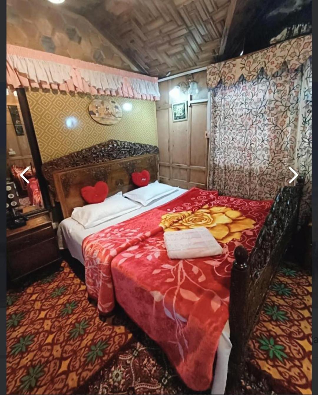 New Minar Group Of Houseboats Hotel Srīnagar Buitenkant foto